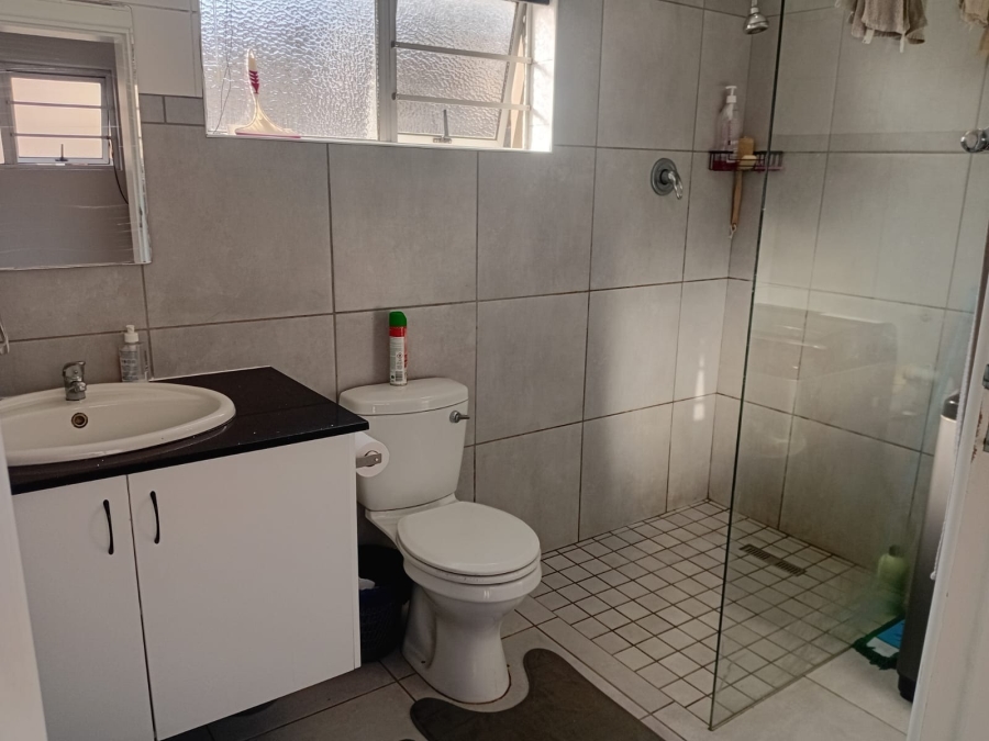 2 Bedroom Property for Sale in Greenfields Eastern Cape